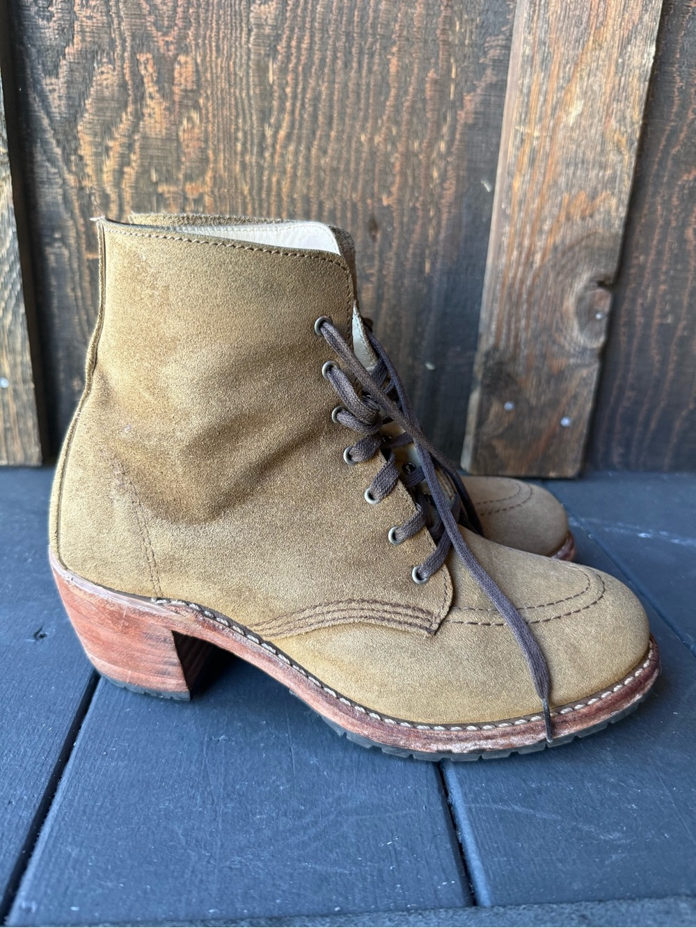 Redwing Clara Boot Size 8